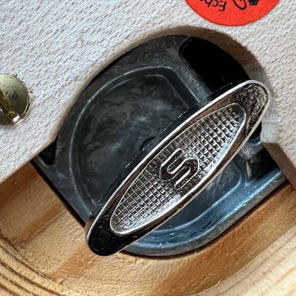 Wind-up Christmas Music Box by Graupner Holzminiaturen in Crottendorf-Erzgebirge - Picture 10 of 11